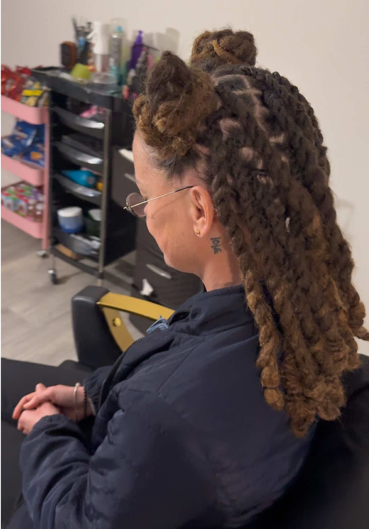 @Cape Cod Hairstylist 💇🏽&zwj;♀️