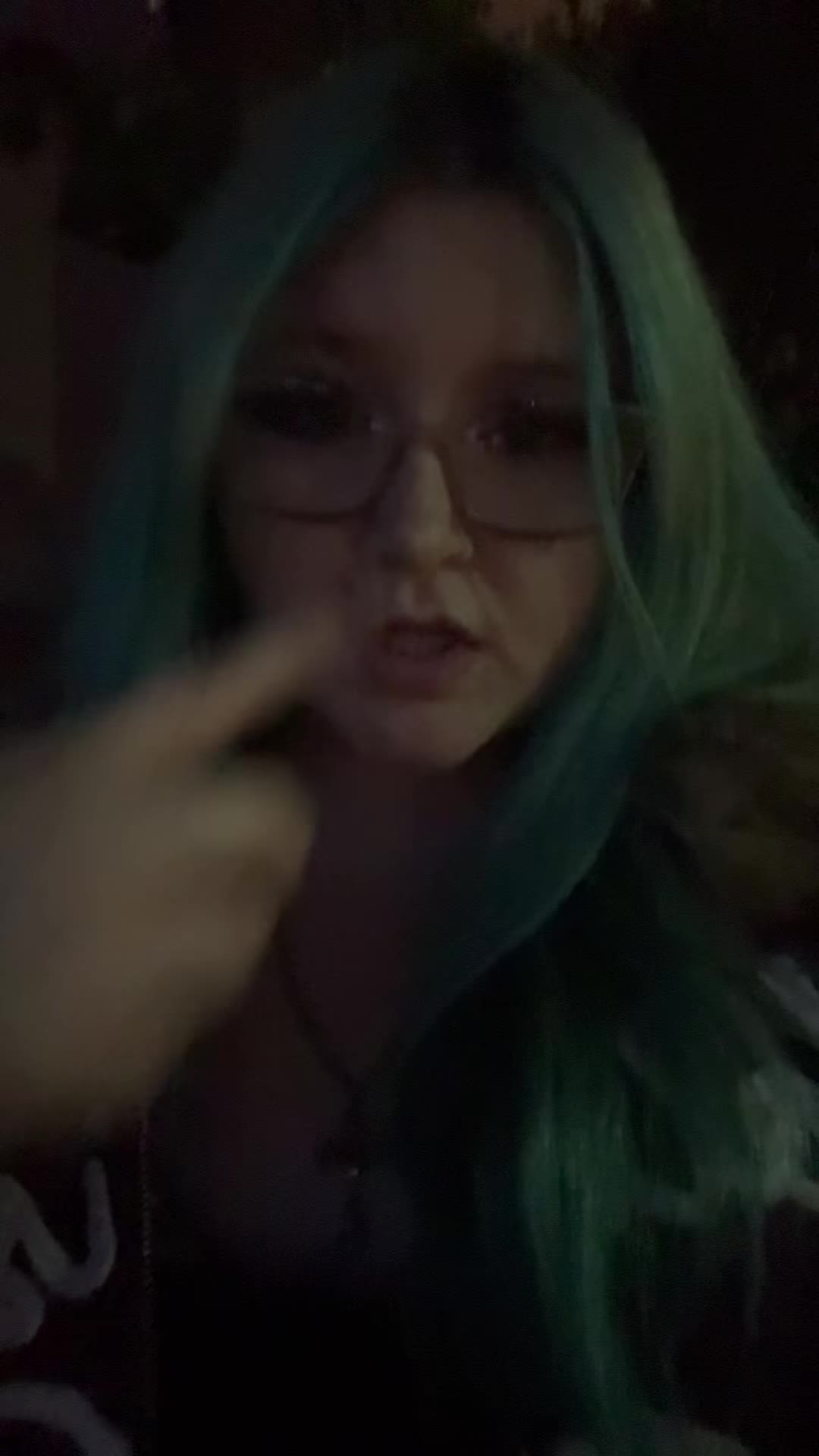 @🦄