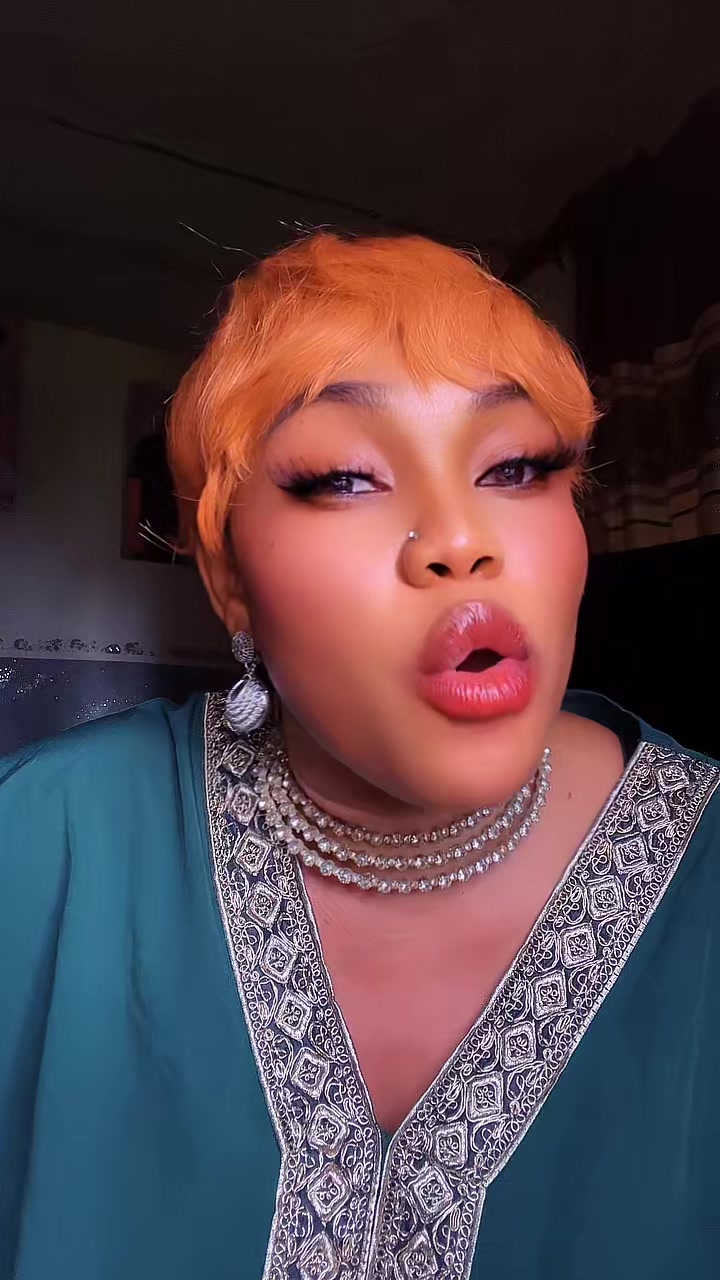 @chizzygold-artworld