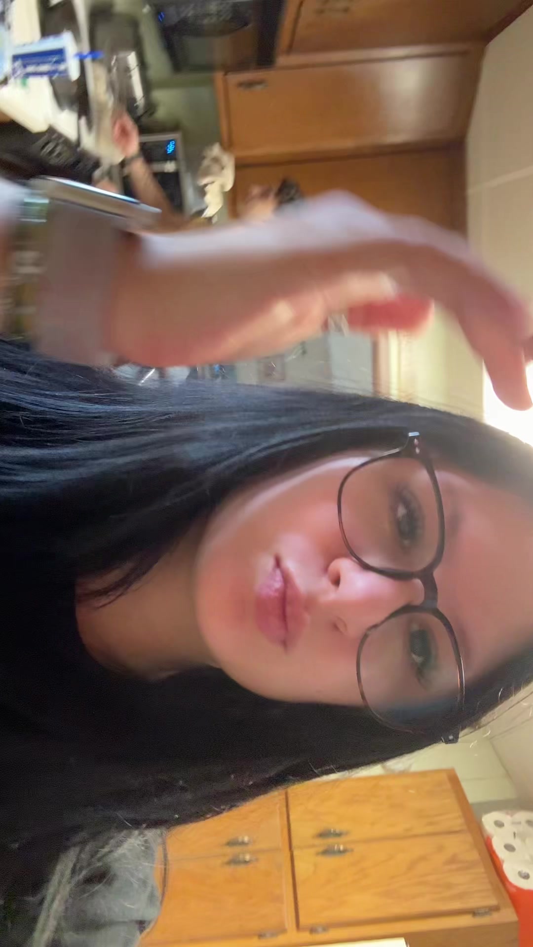 @Lili 🍒🐆🎱