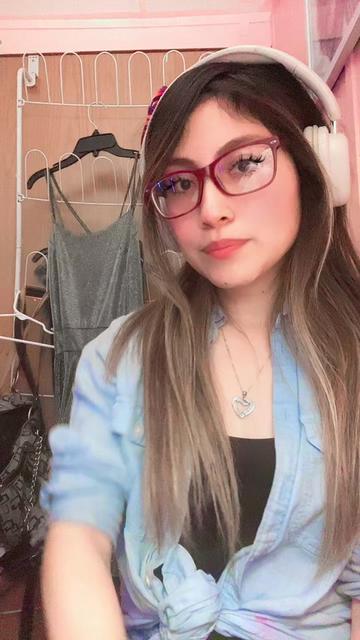 @💫🖤Ana Diaz 19💫🖤