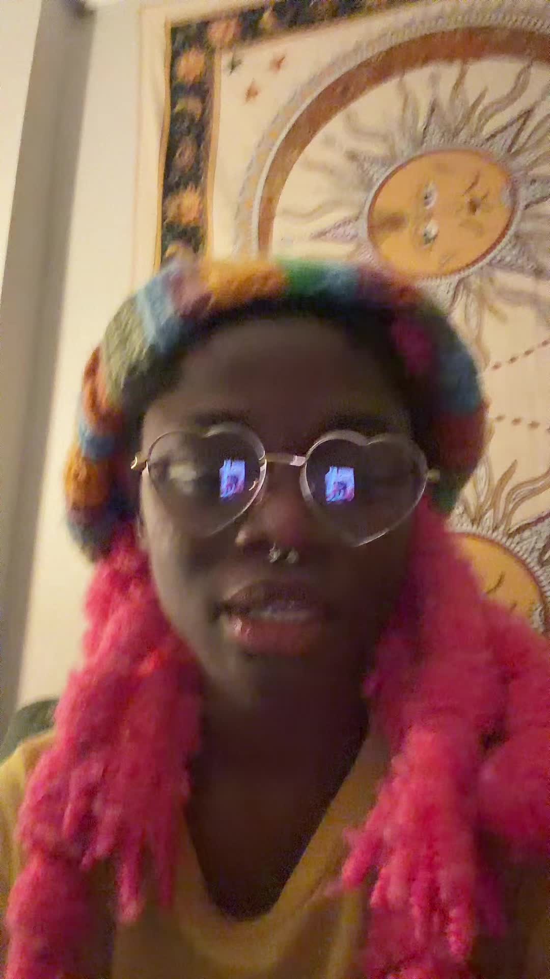 @star 🧡🤍🩷 they/them