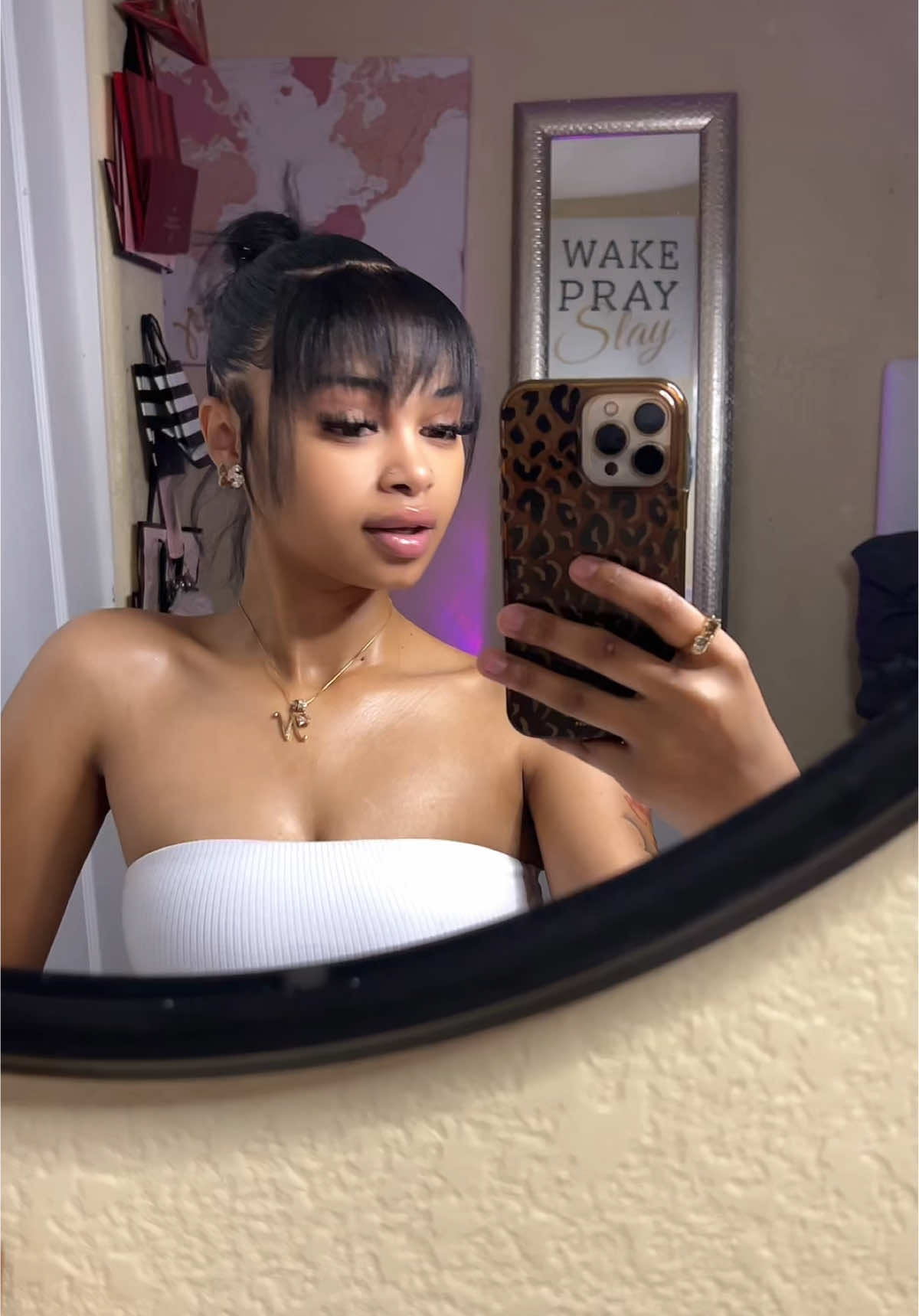 @Niki🧞♀️