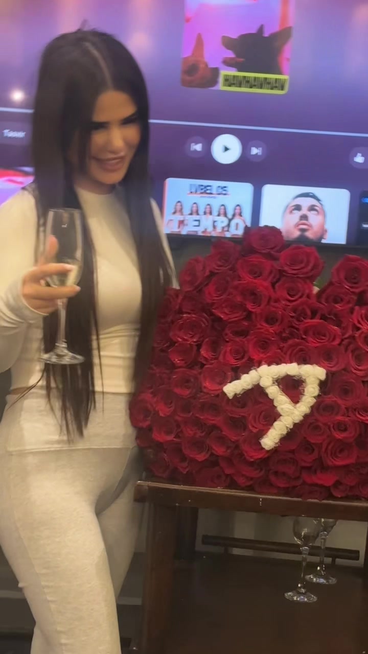 @aydanismaylova