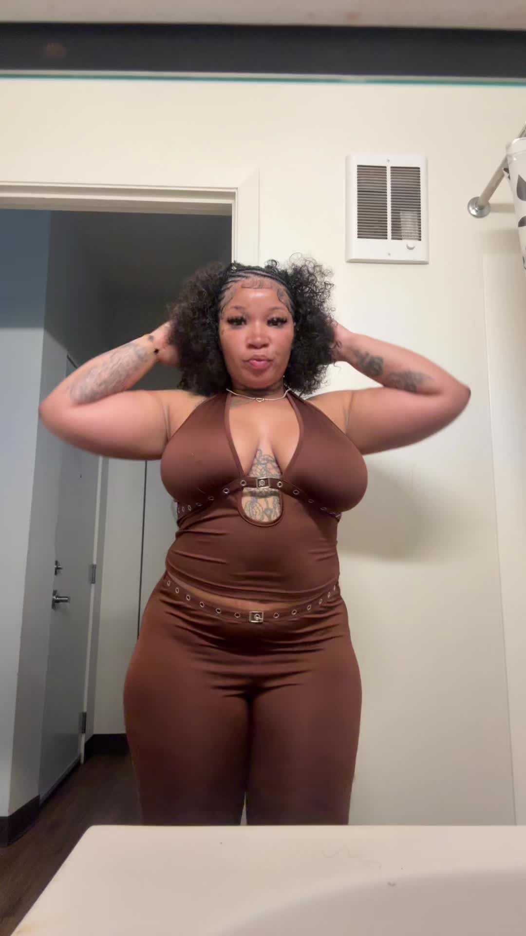 @EssieBabyyy