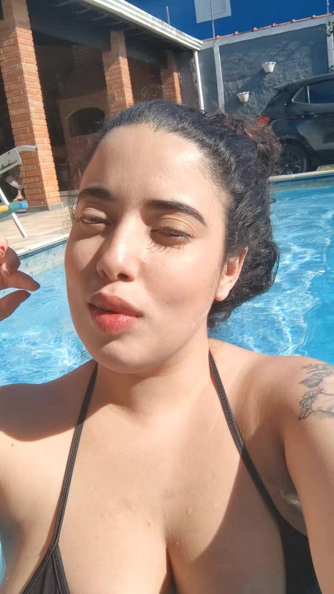 @ellen.meirelles