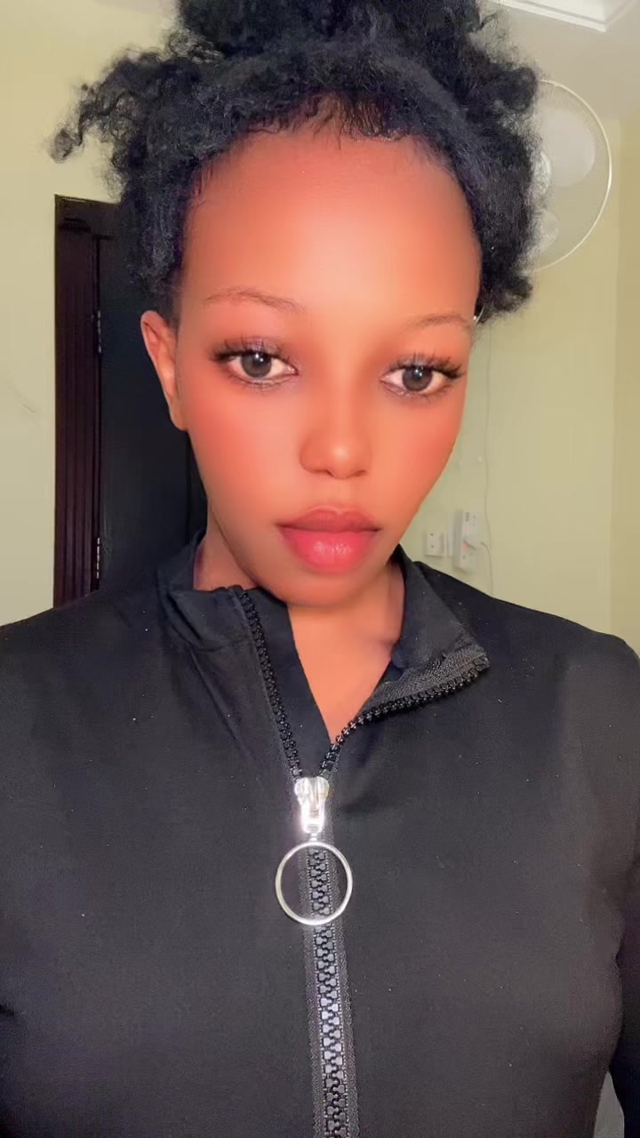 @Dee💕