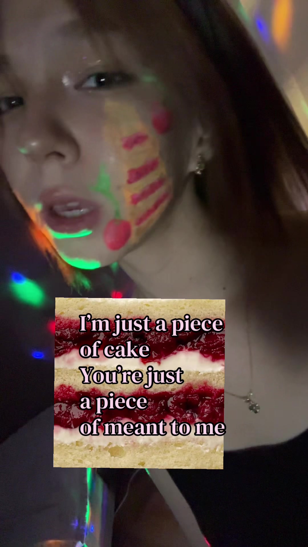 @／(･ &times; ･)＼