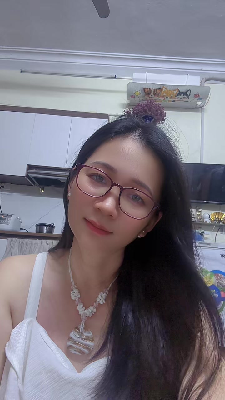 @Hoa sún ( nhí nhố)