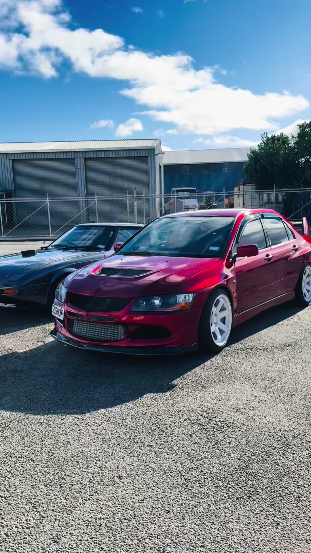 @dark_horsey