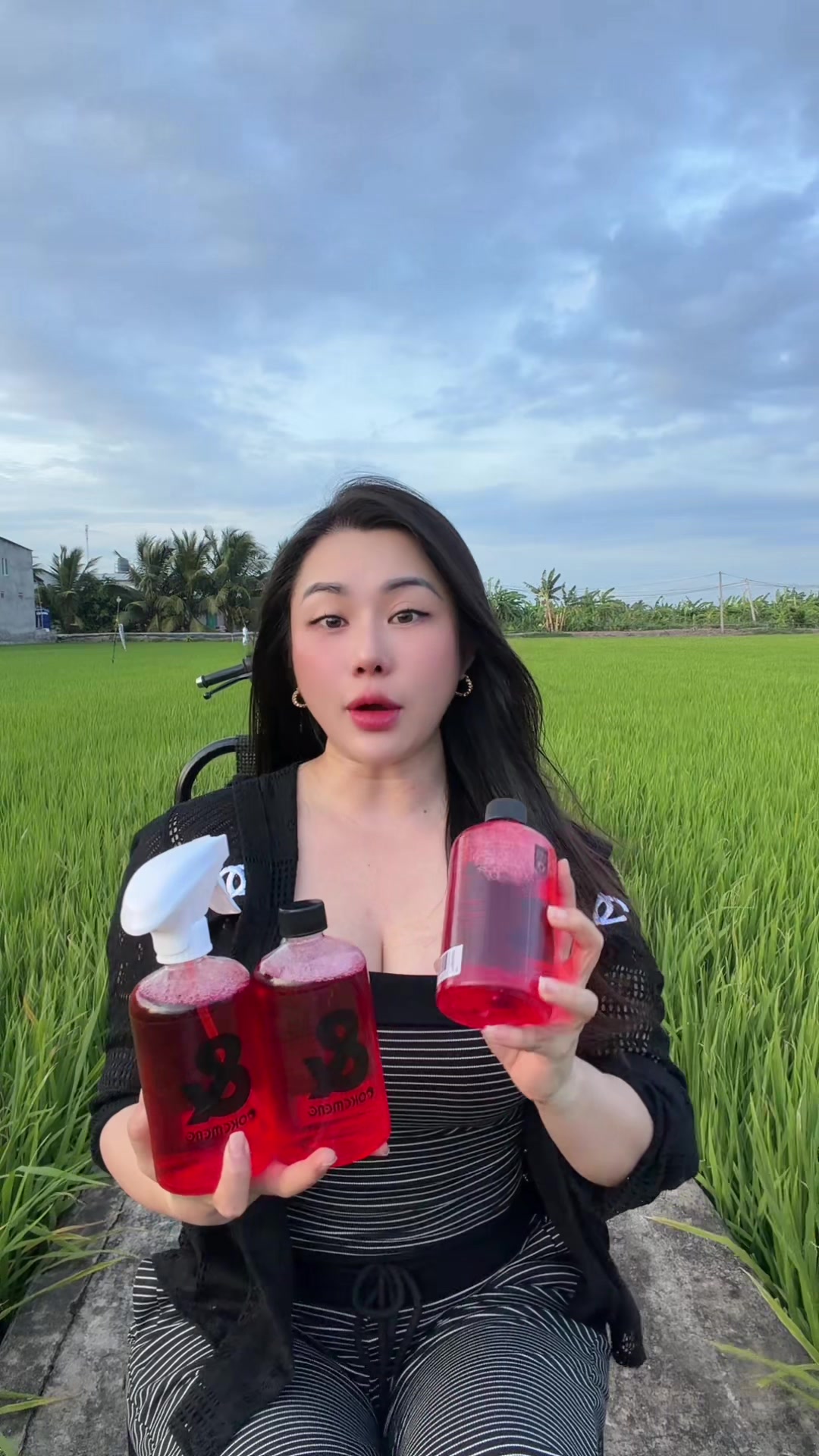 @Ho&agrave;ng Yến