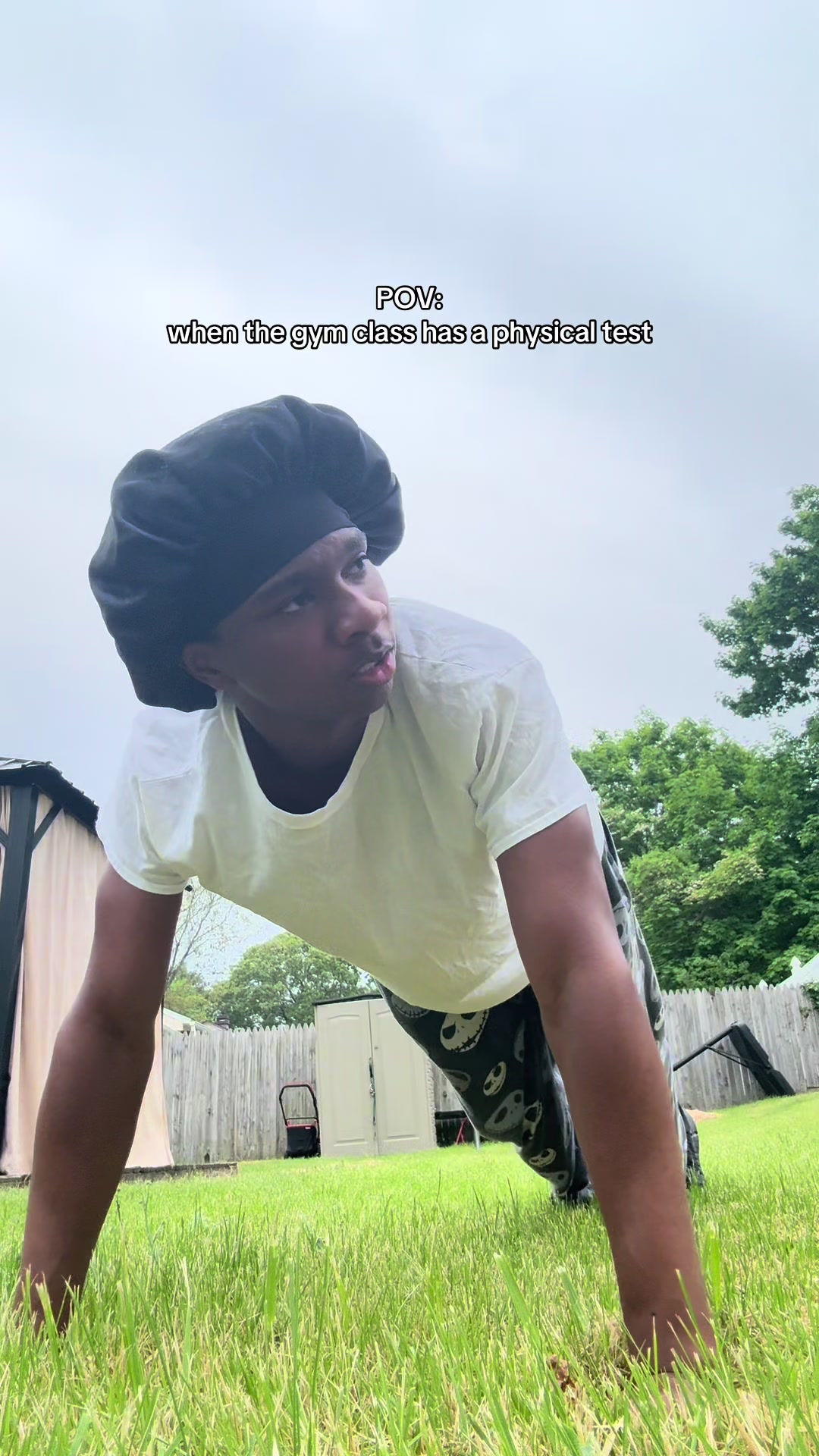 @⃟