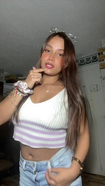 @Laurax🎀🦋