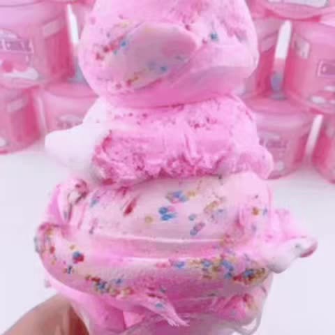 @Mymeldoy_cupcake1
