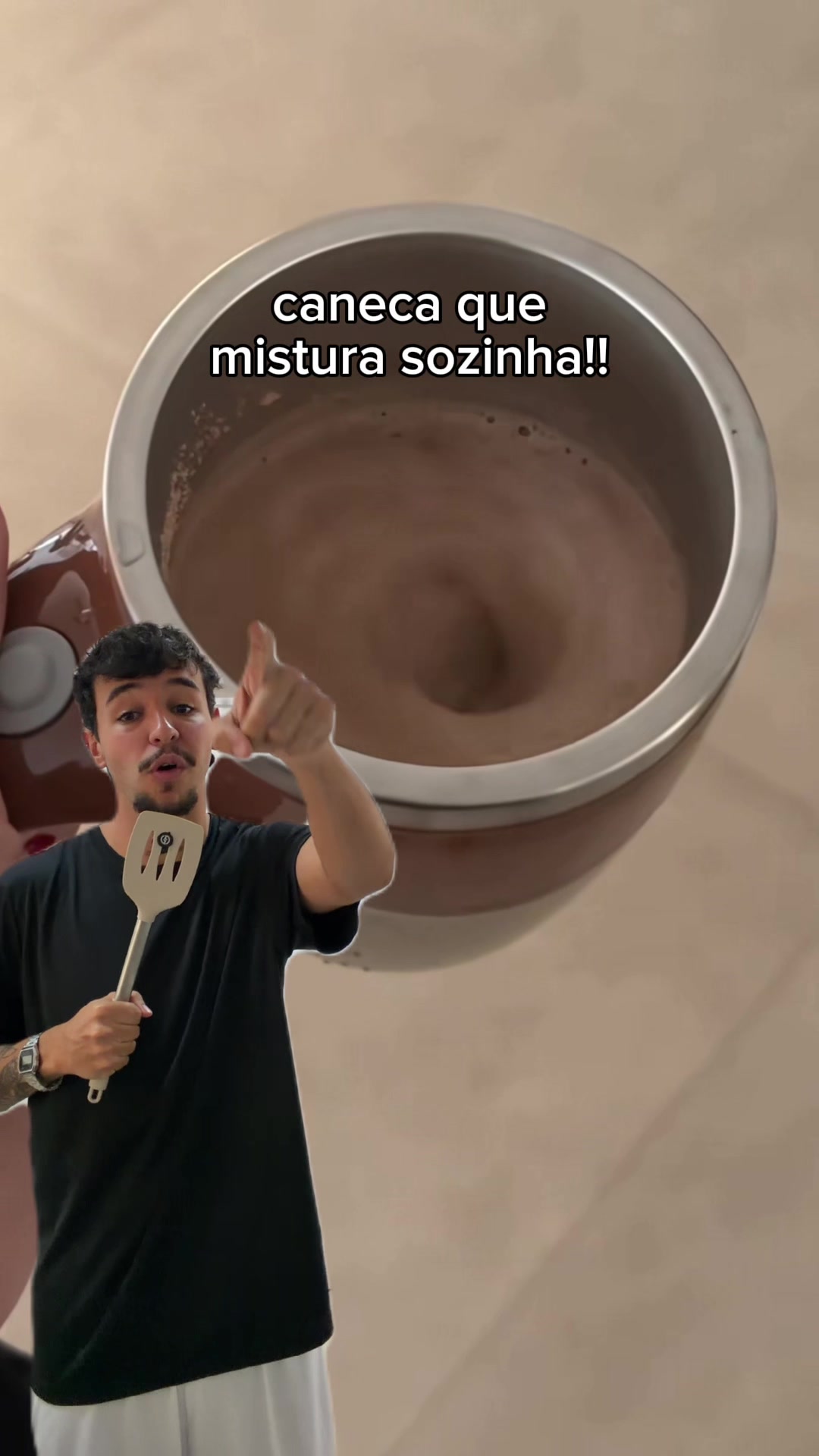 @uailazaro