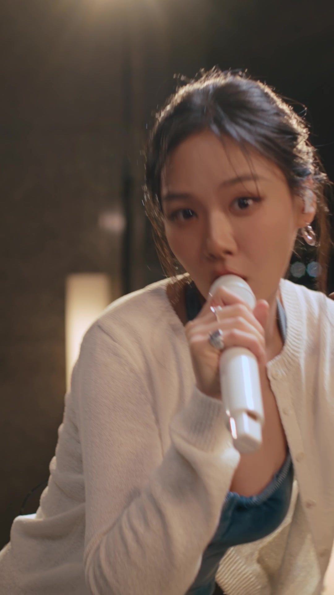 @비비 (BIBI)