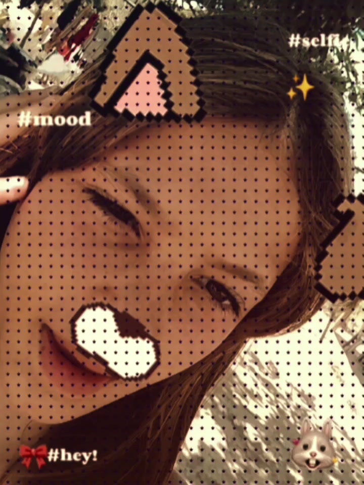 @LAURINHA_TTK&bull;_&bull;