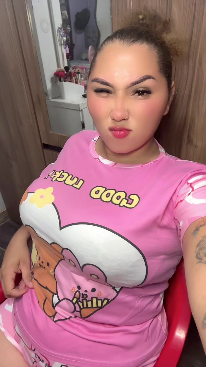 @Söfïïä🎀🔥