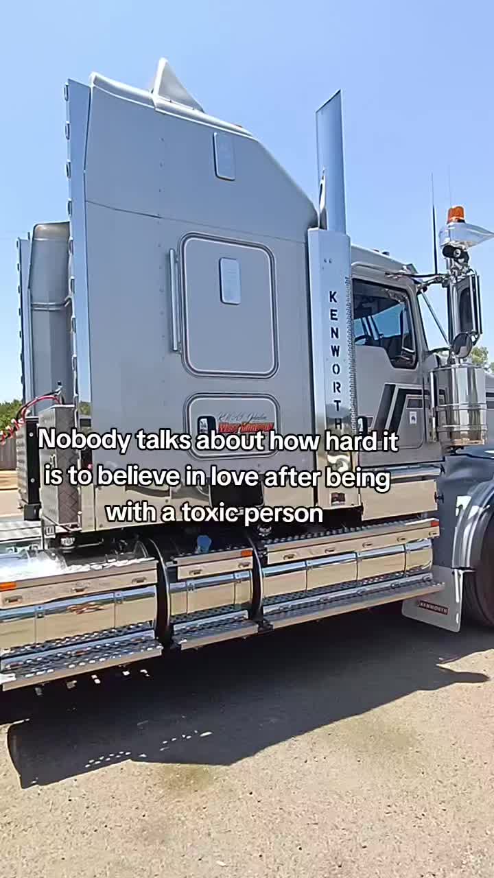 @NE Trucks🖤