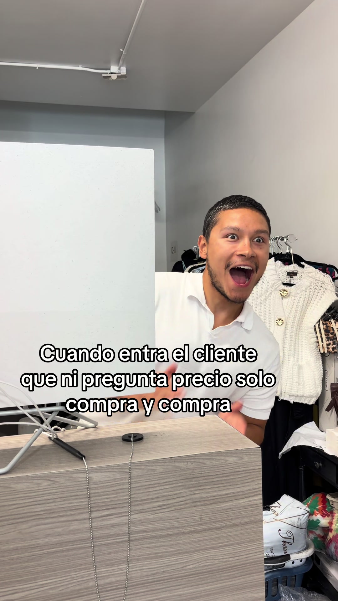 @itoofashion