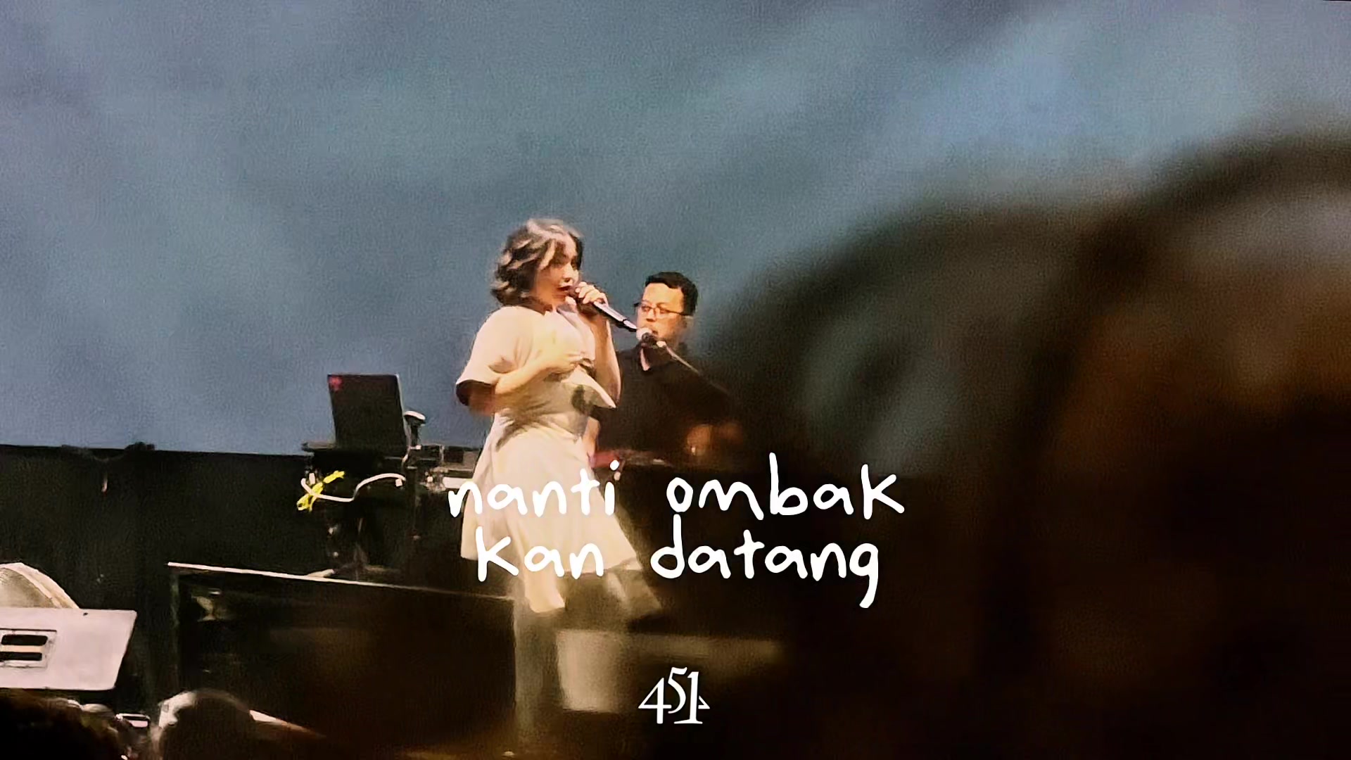 @anang451 / #GALERIKONSER