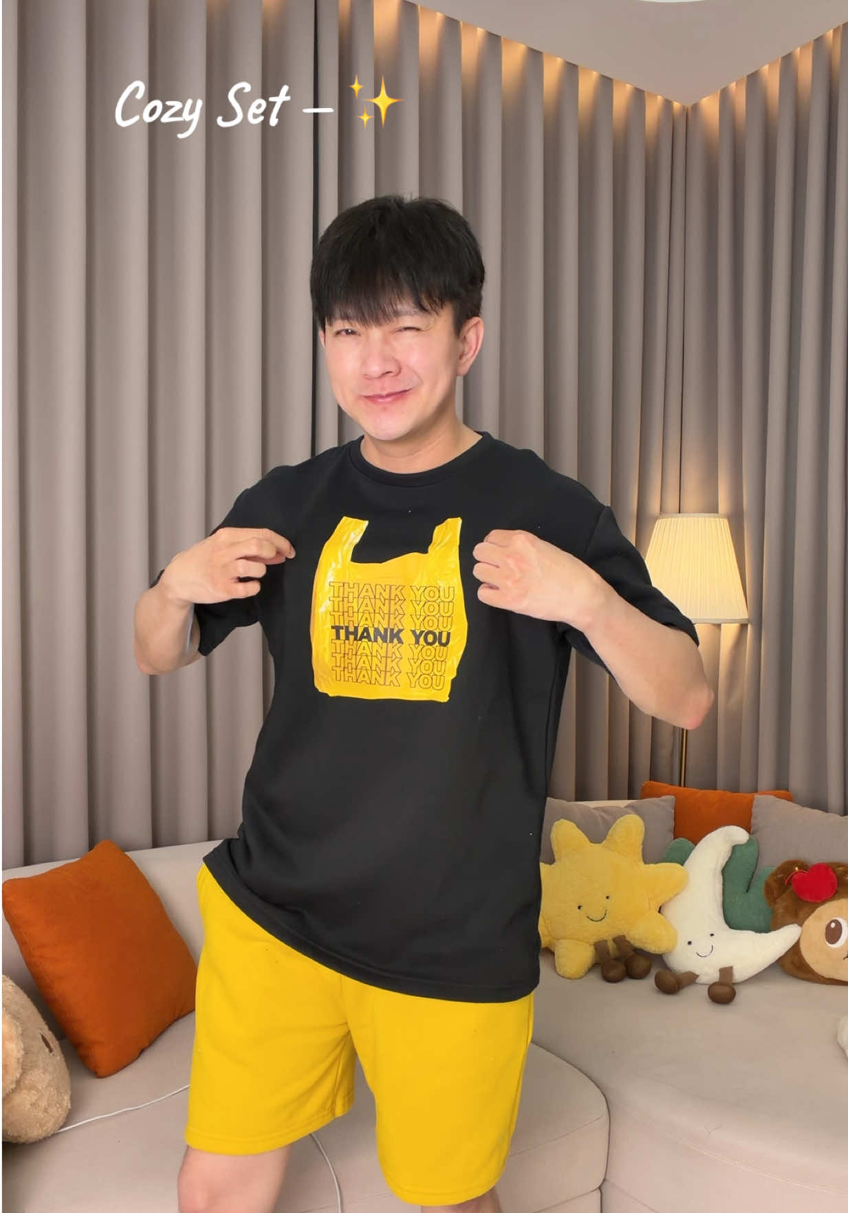 @ธีร์ธีร์ มีแมวสามตัว 😻