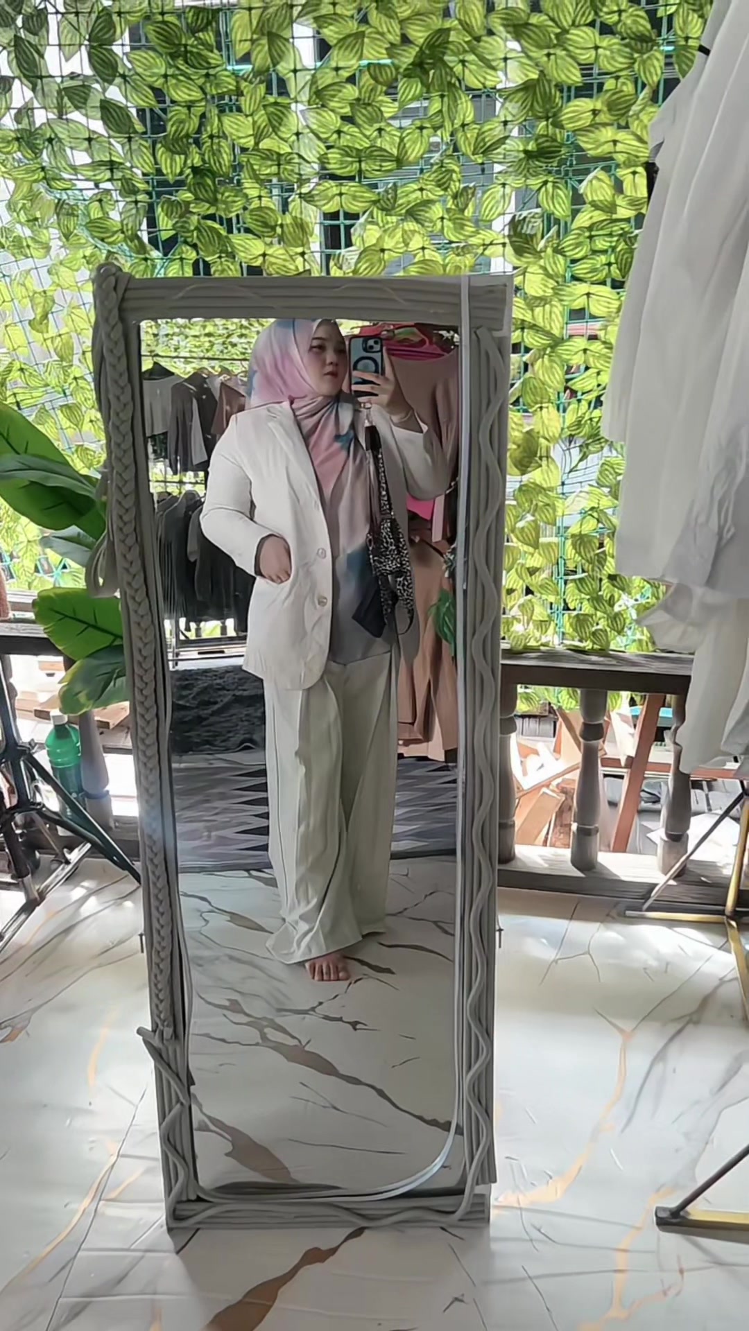@Adelafashion1