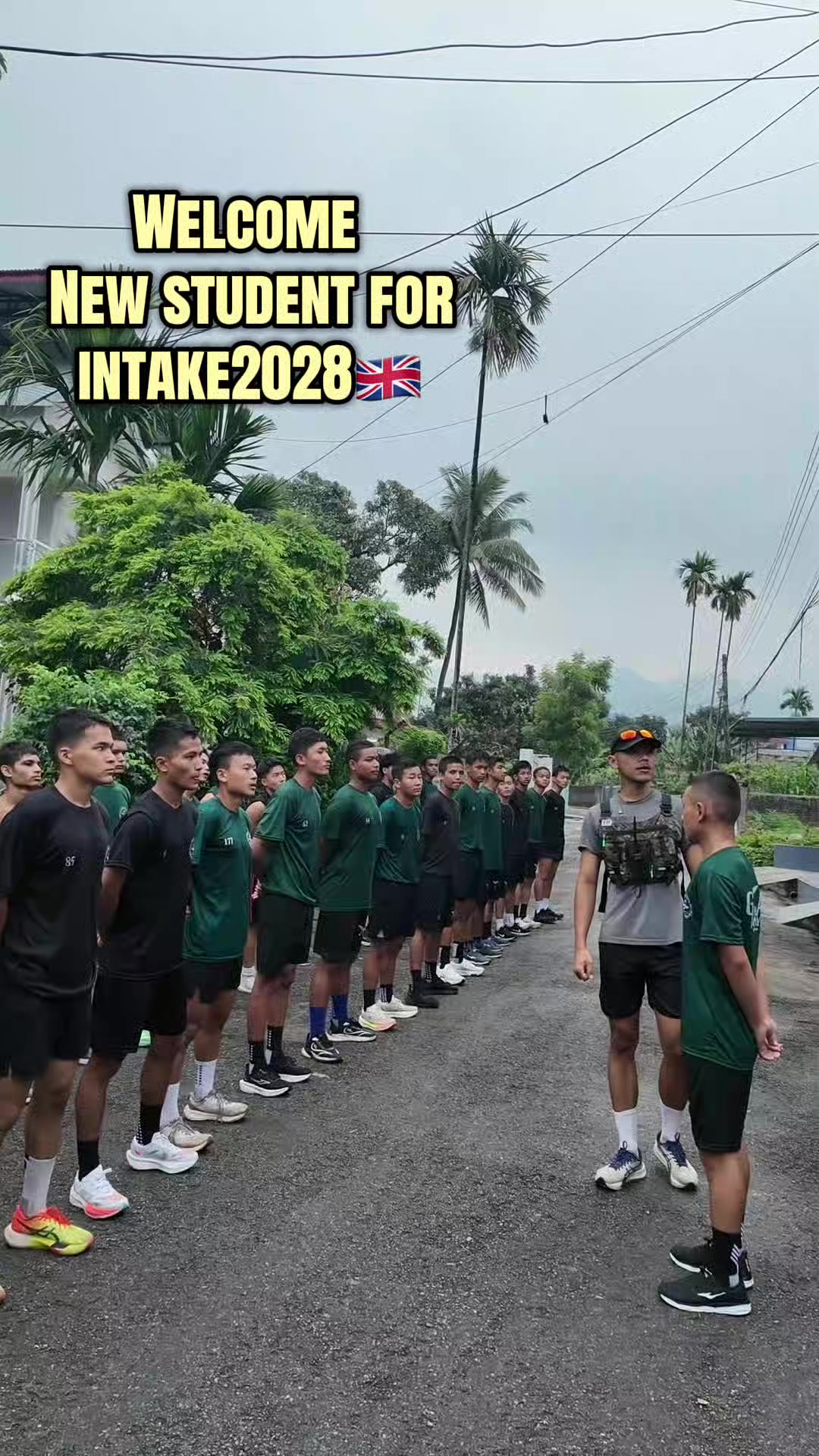 @Arya Guruji ⚔️🇬🇧🇸🇬