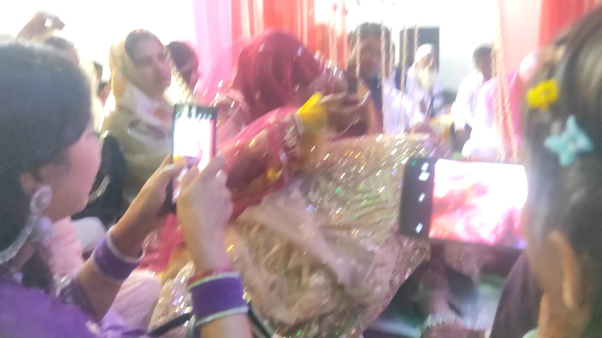 @Haya Khan
