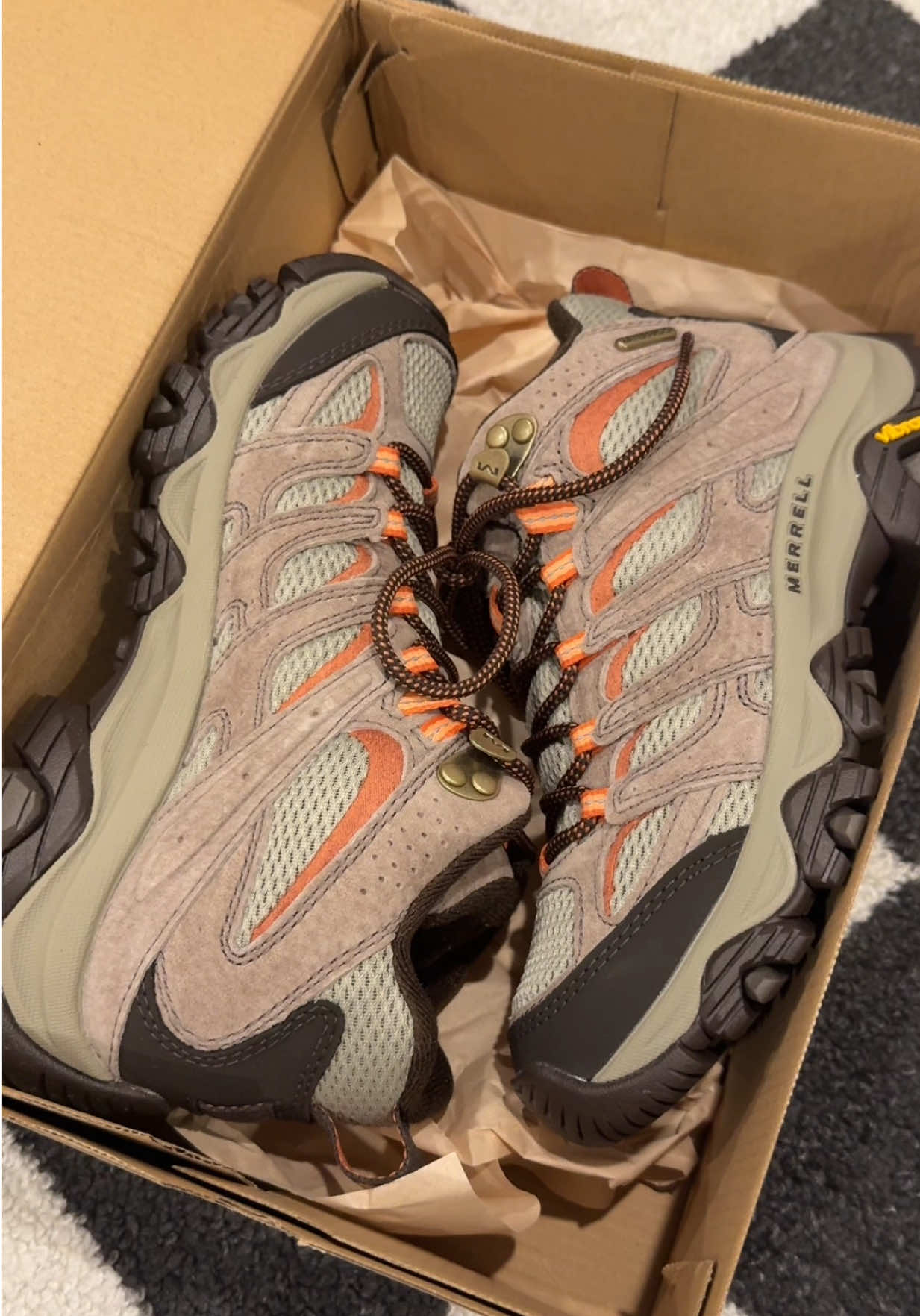 @Coral