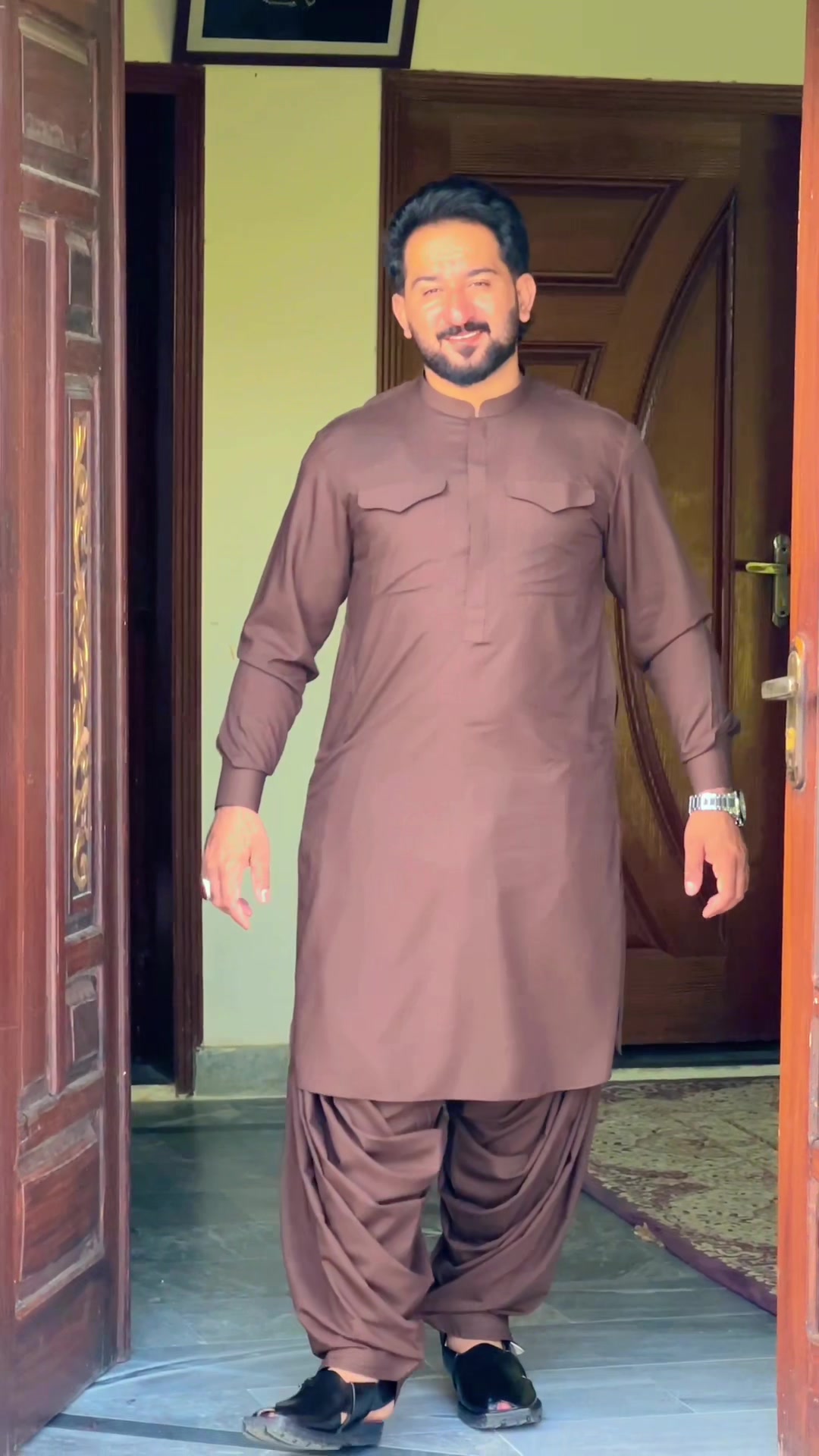 @Azeez Baloch 🛫