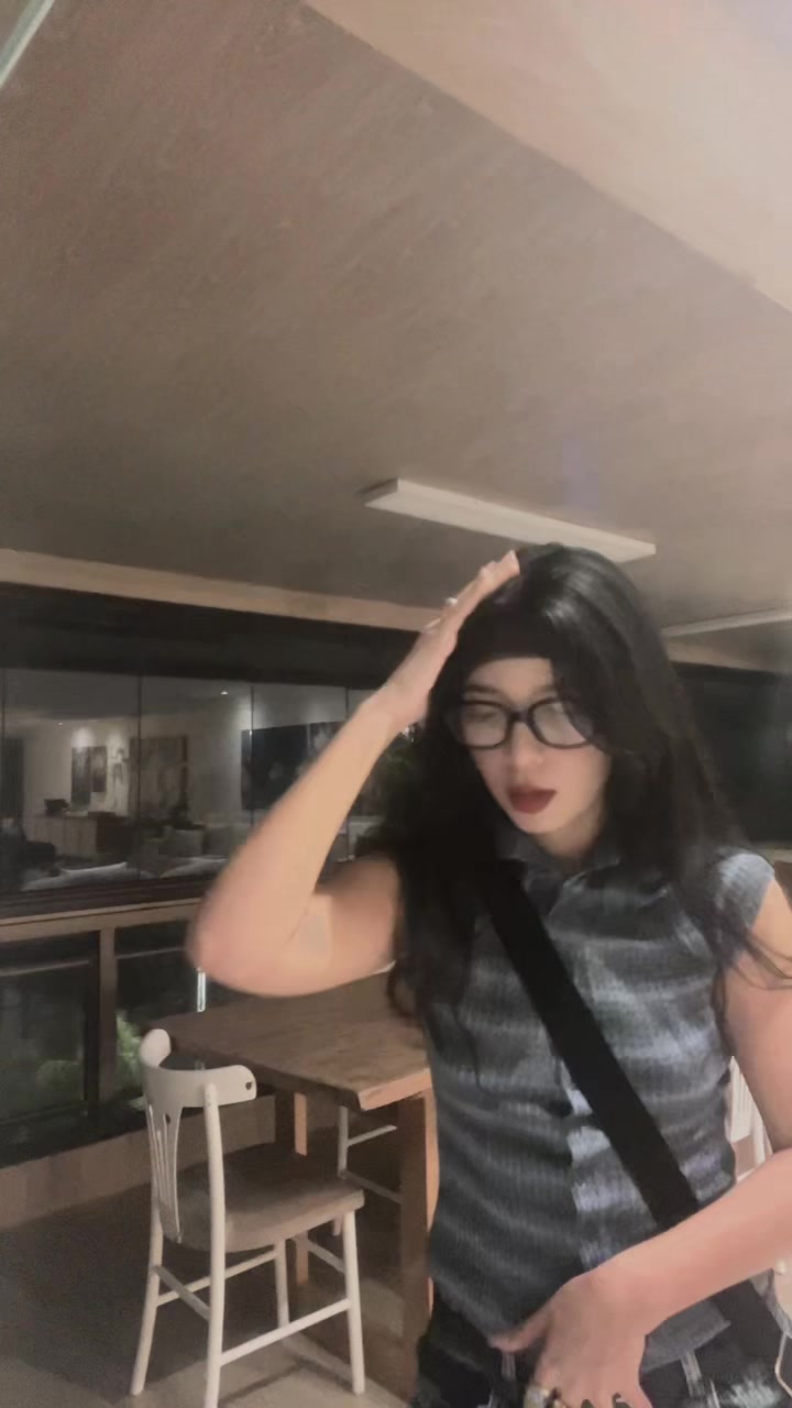 @bru
