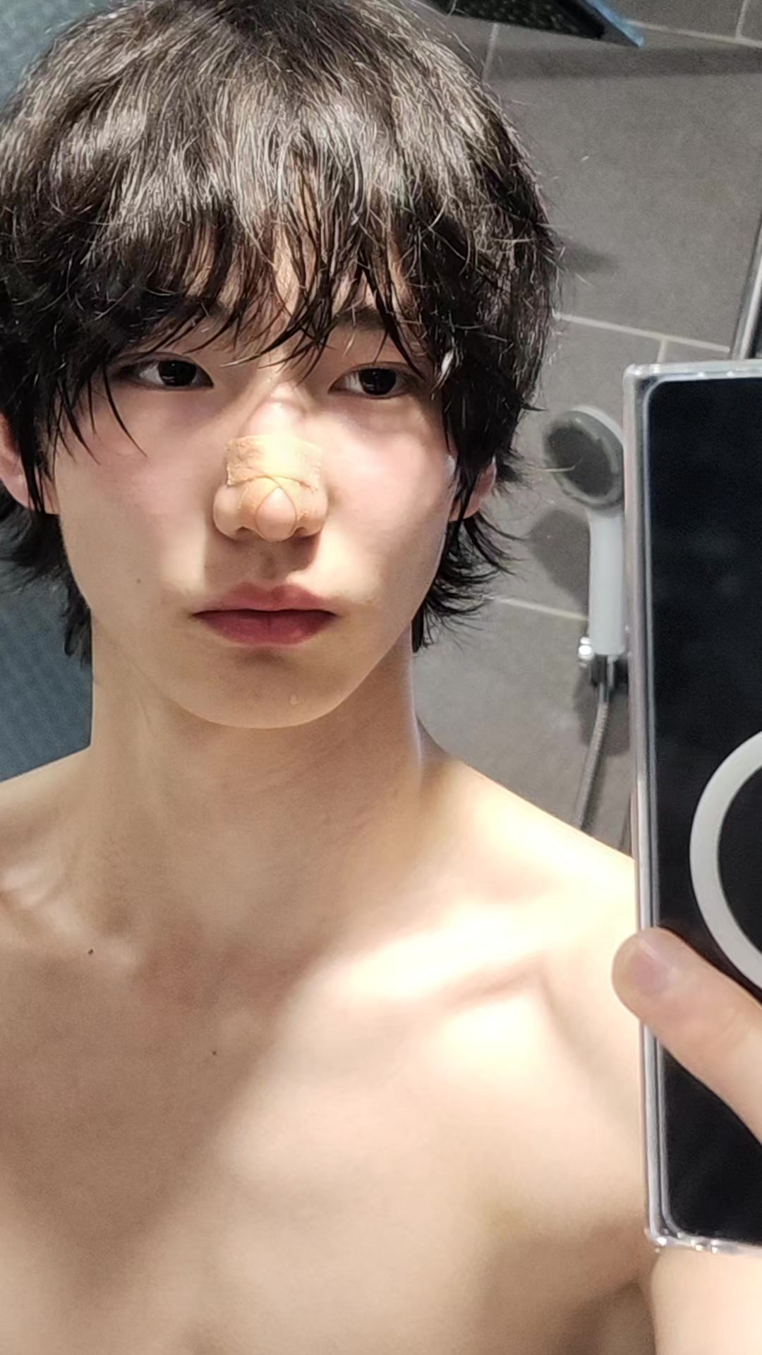 @๐๐๐