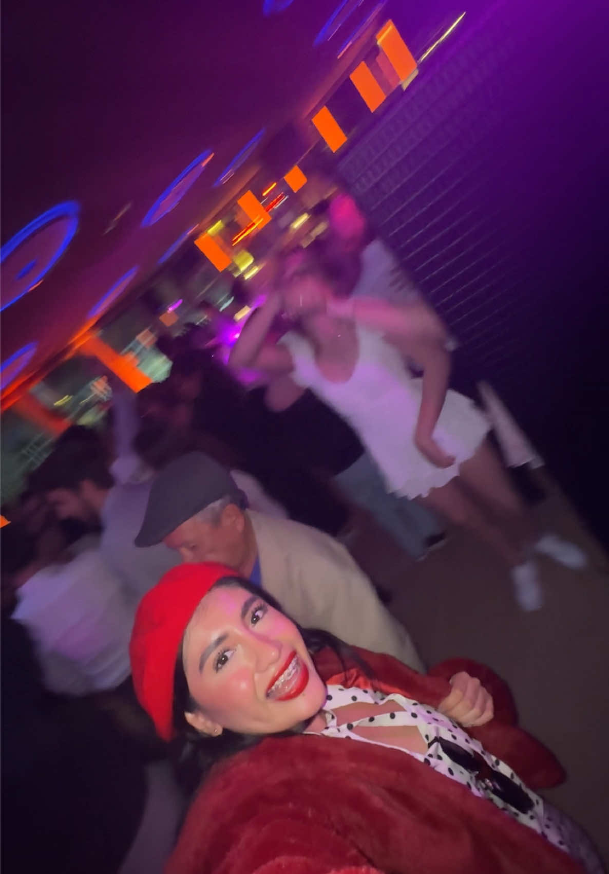 @Mandys🍒🪩🙂&zwj;↕️✨