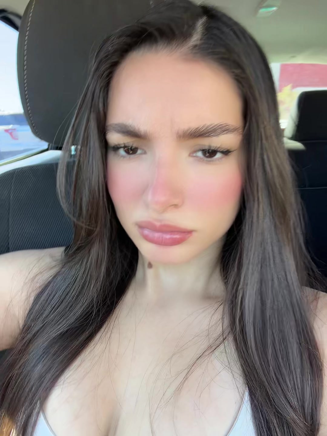 @Elizabolas