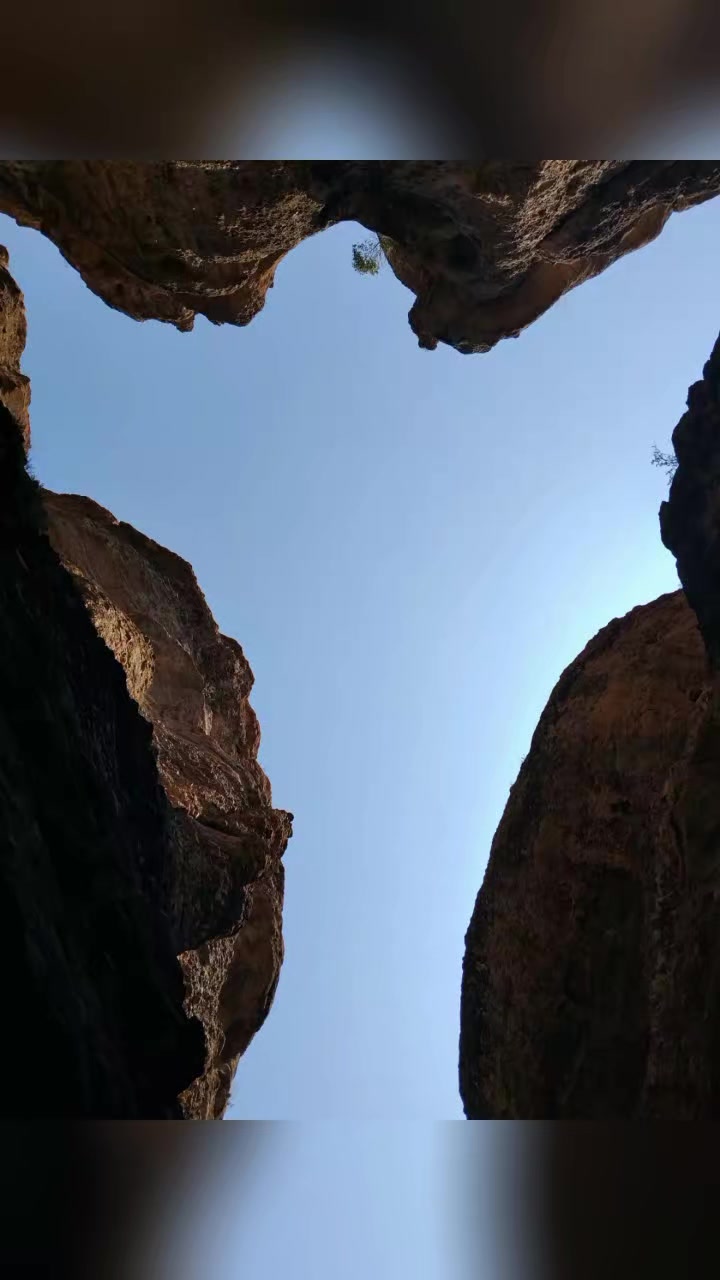 @Sevinc Azadlı