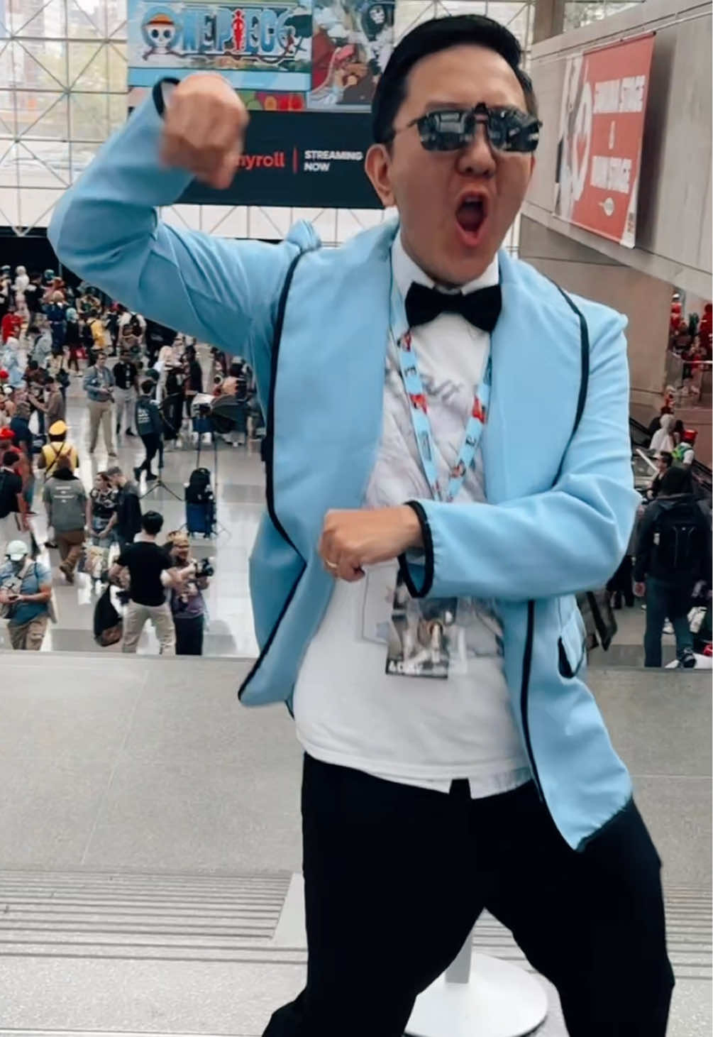 @CONS AND COSPLAY