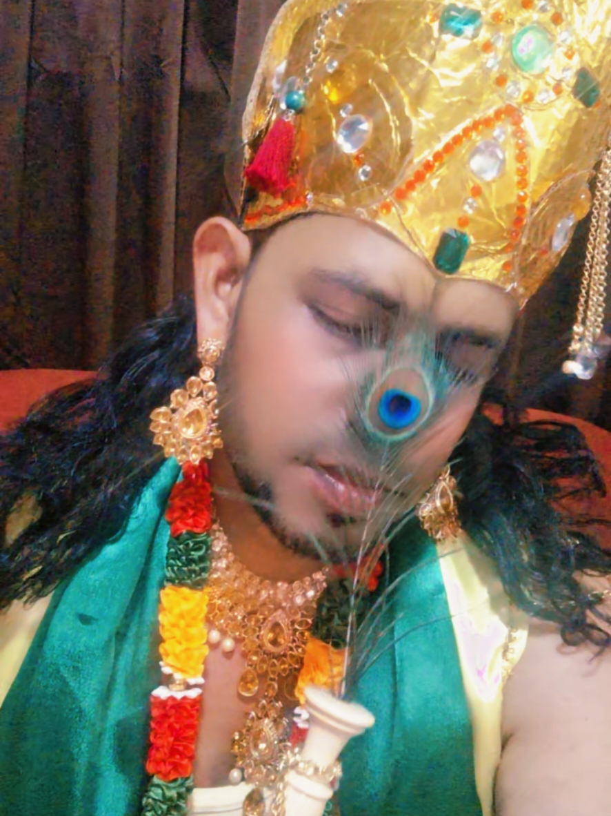 @👑Krisharush👑