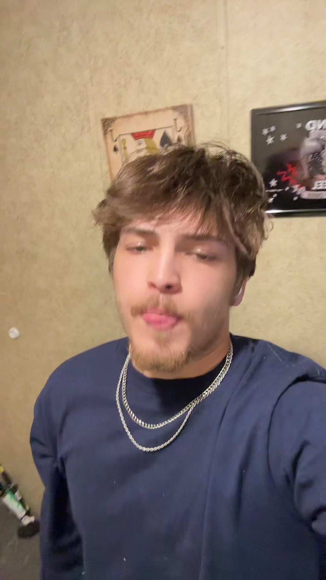 @️