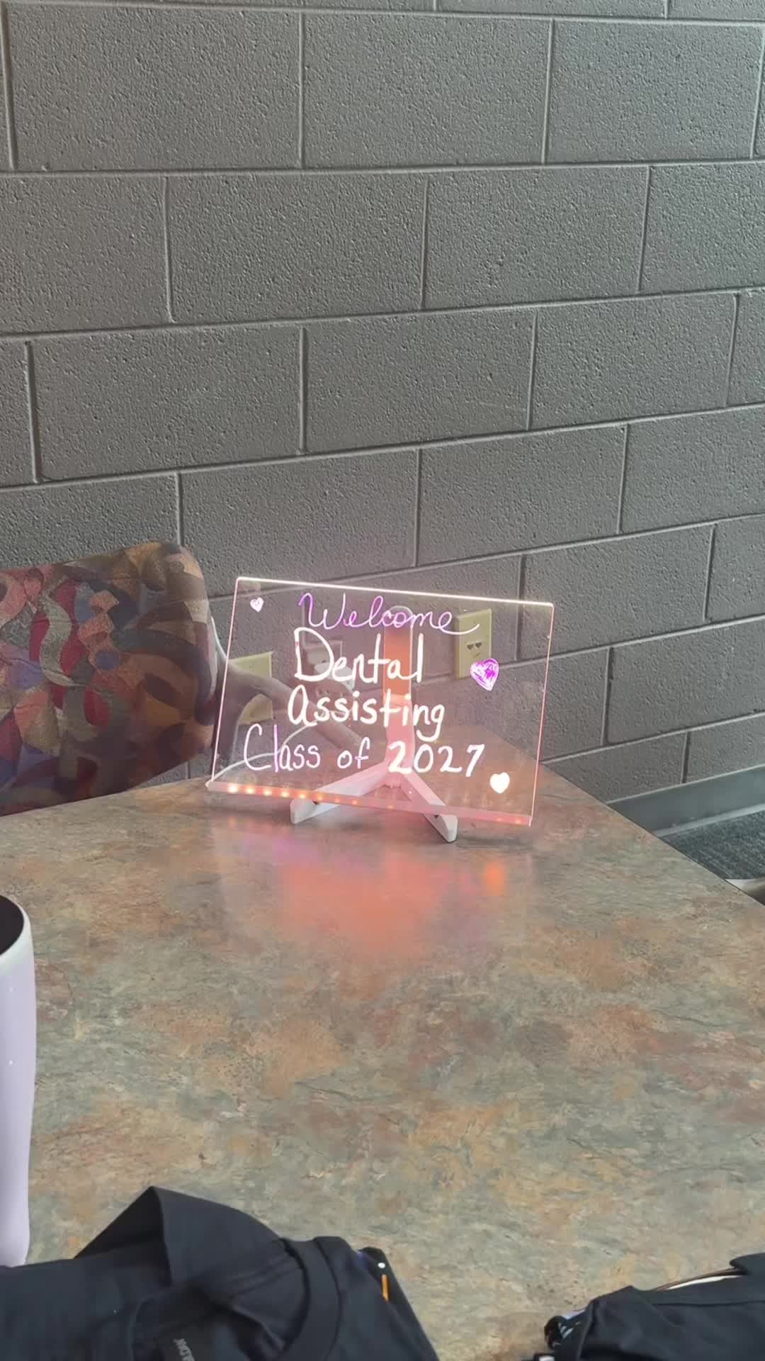 @Angie 🌻Make life better🌻🍑