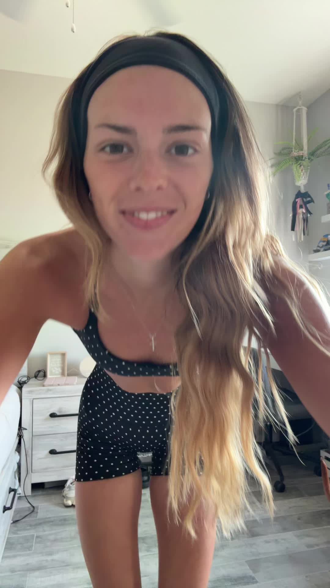 @kaylaumbach