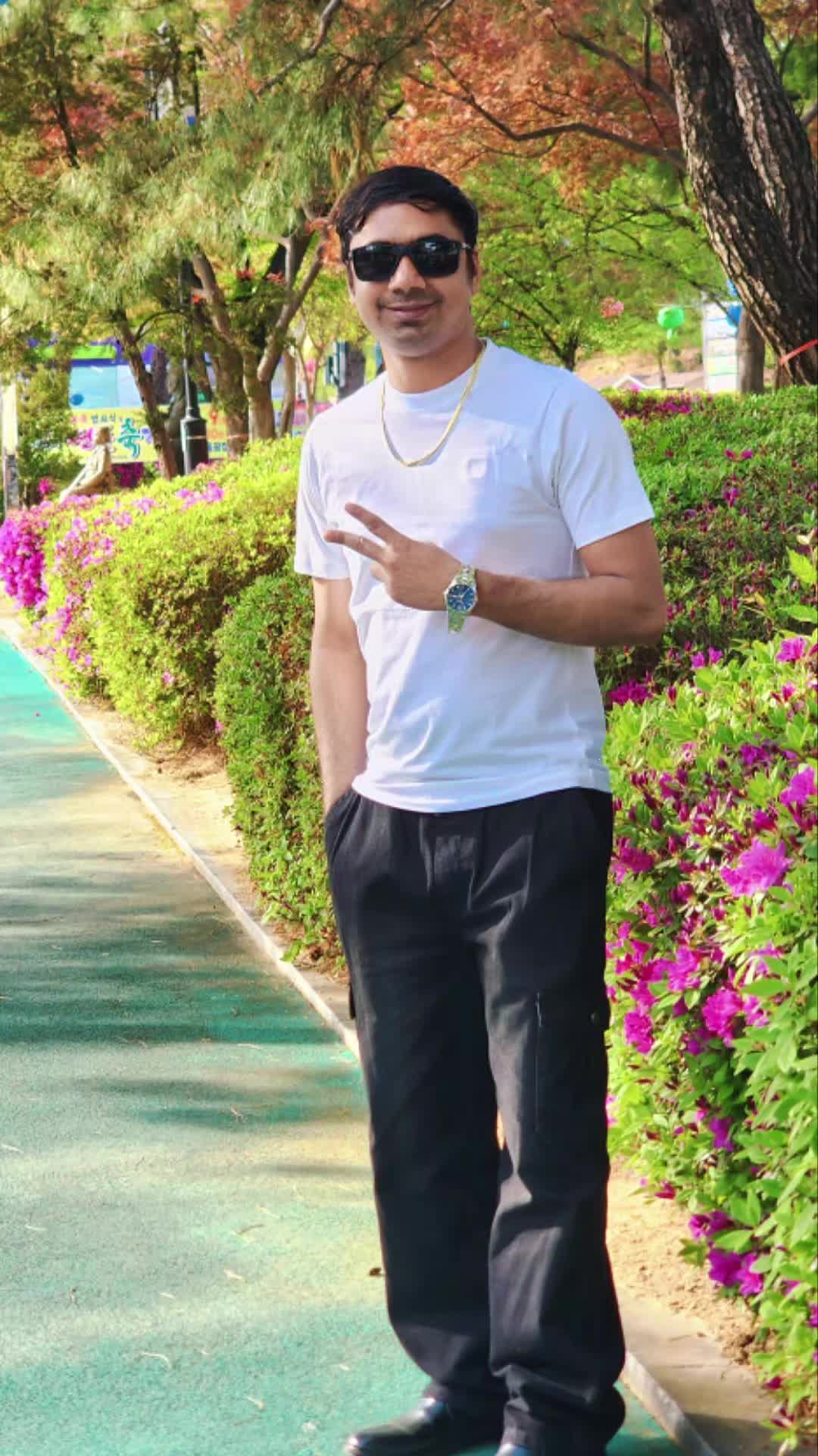 @(sukesh🇰🇷🇰🇷❤️gupta