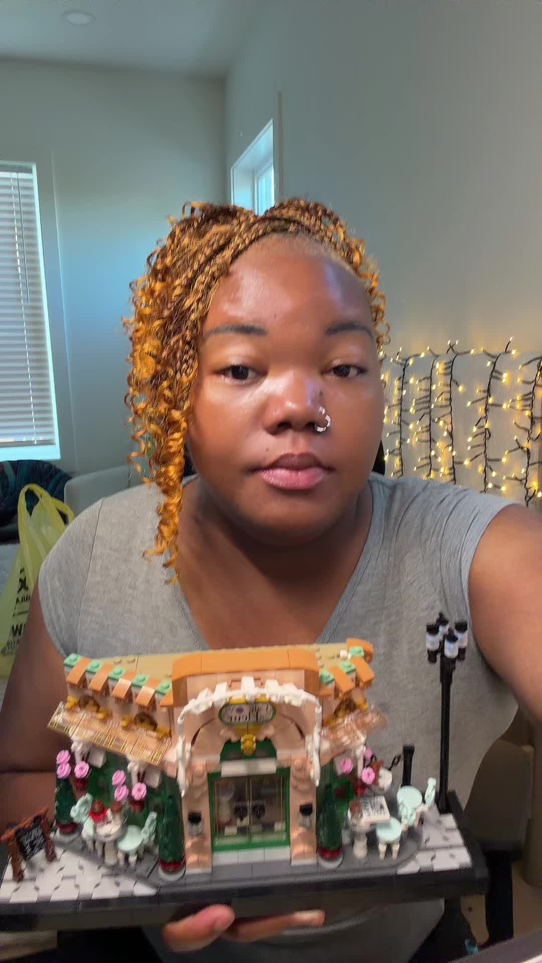 @Niayvette