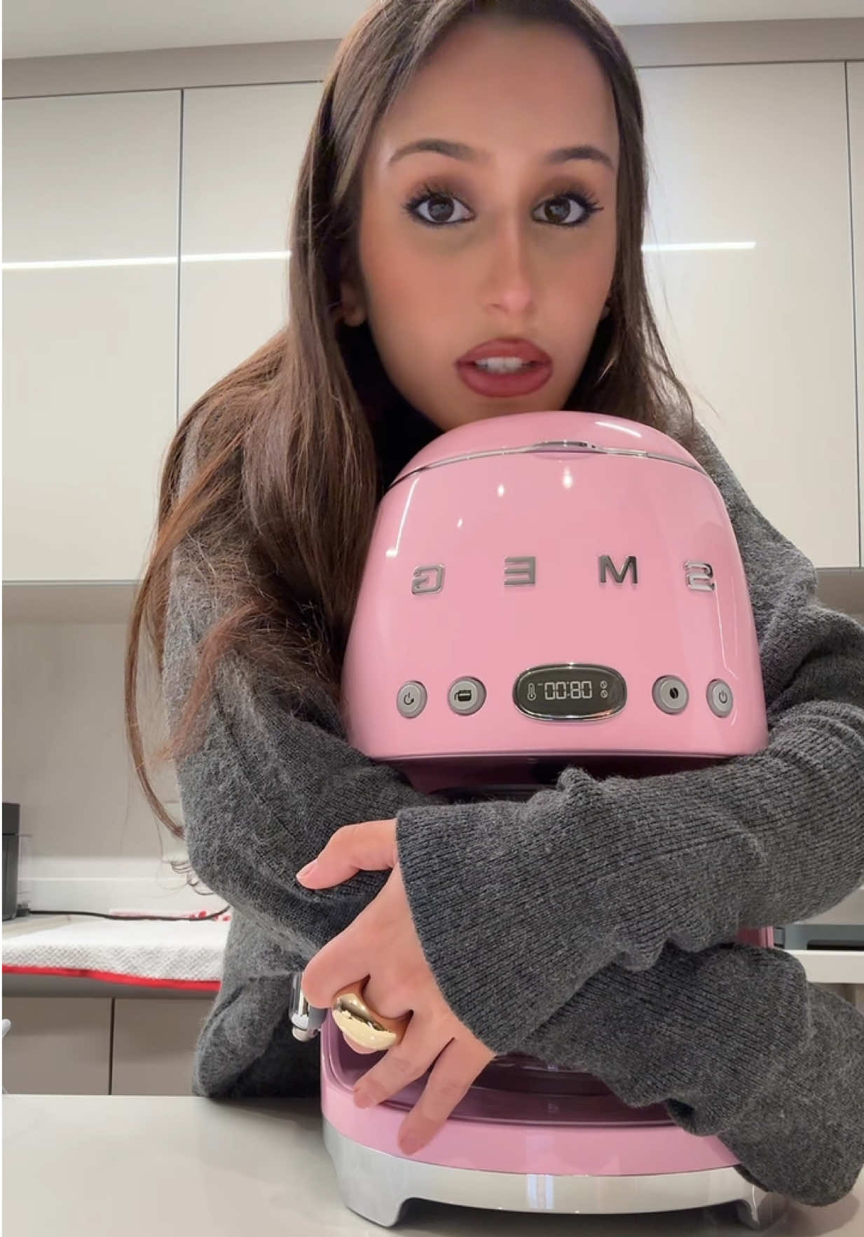 @Helena Ricci