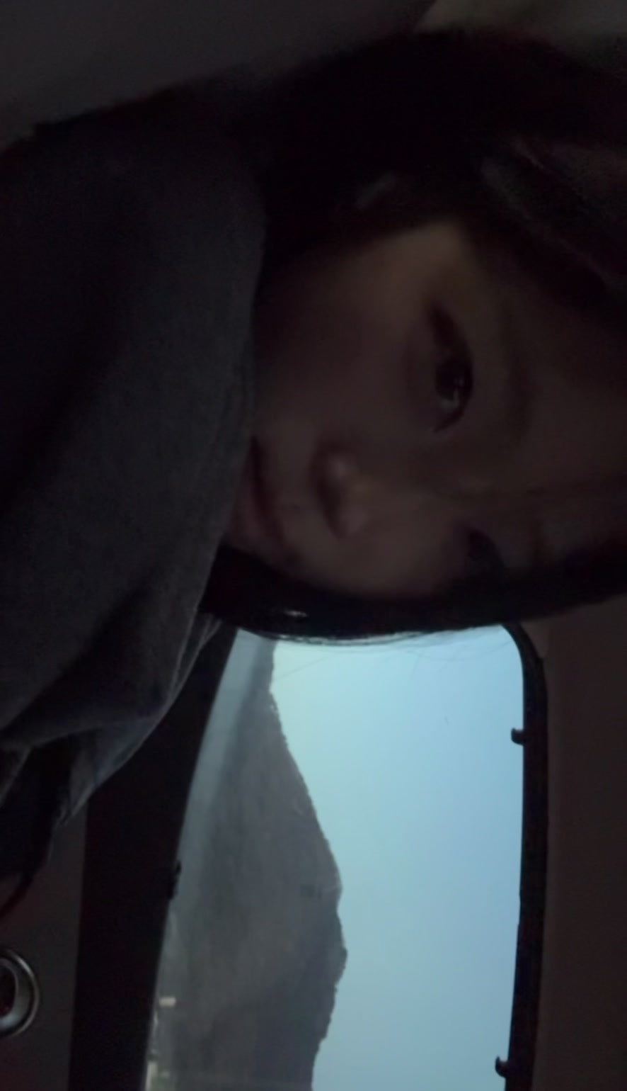 @Hwang