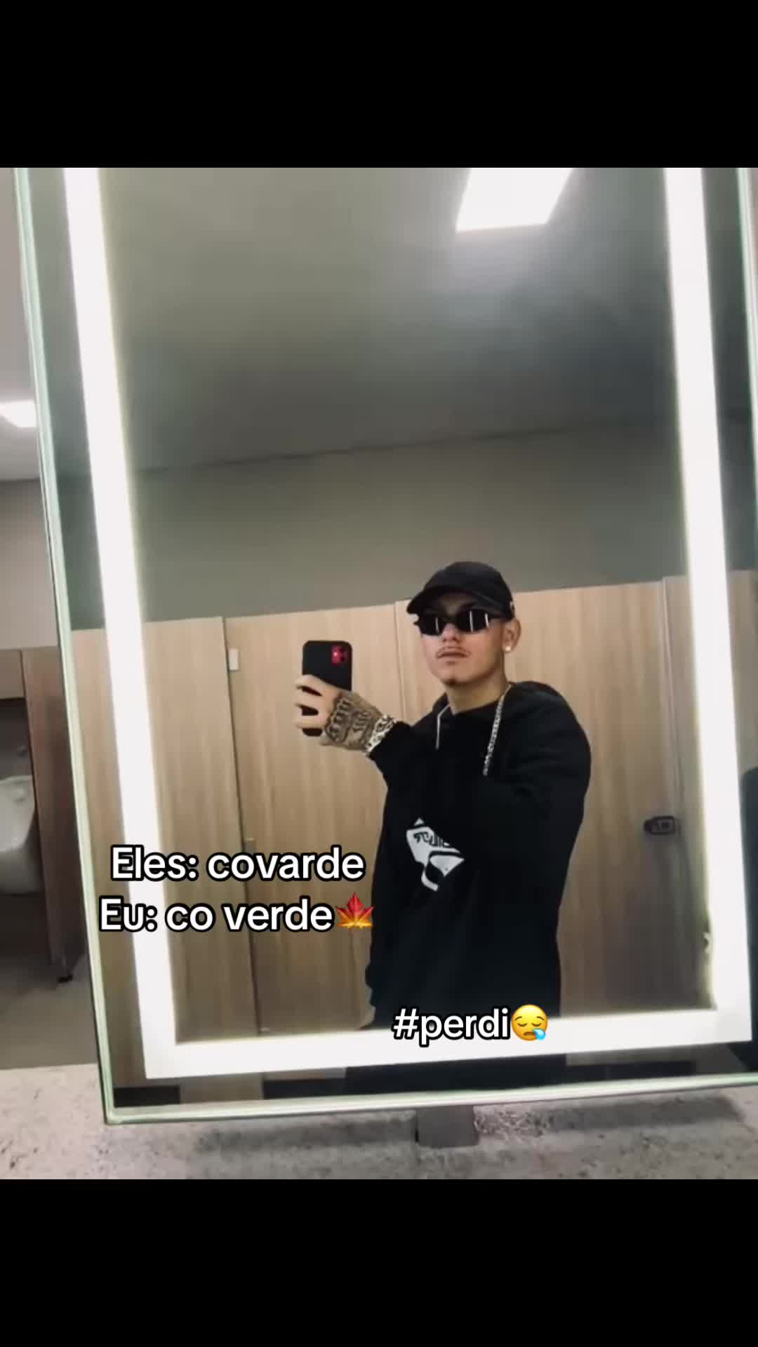 @ℭ𝔞𝔩𝔢𝔟𝔶🇮🇹