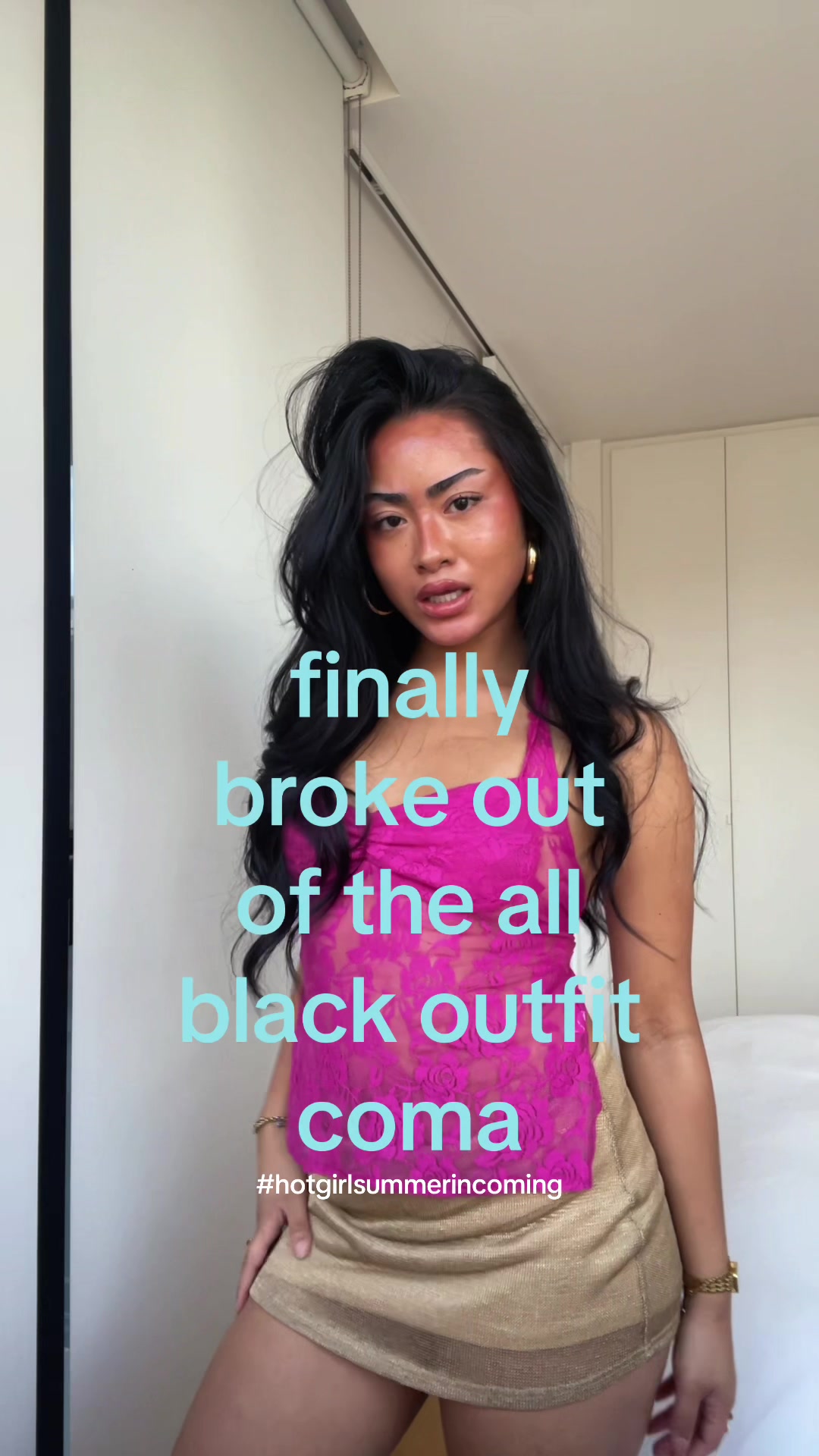 @TH💋NIA
