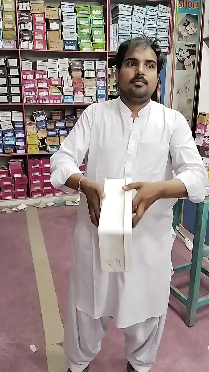 @RAVI SHOE'S DAUR