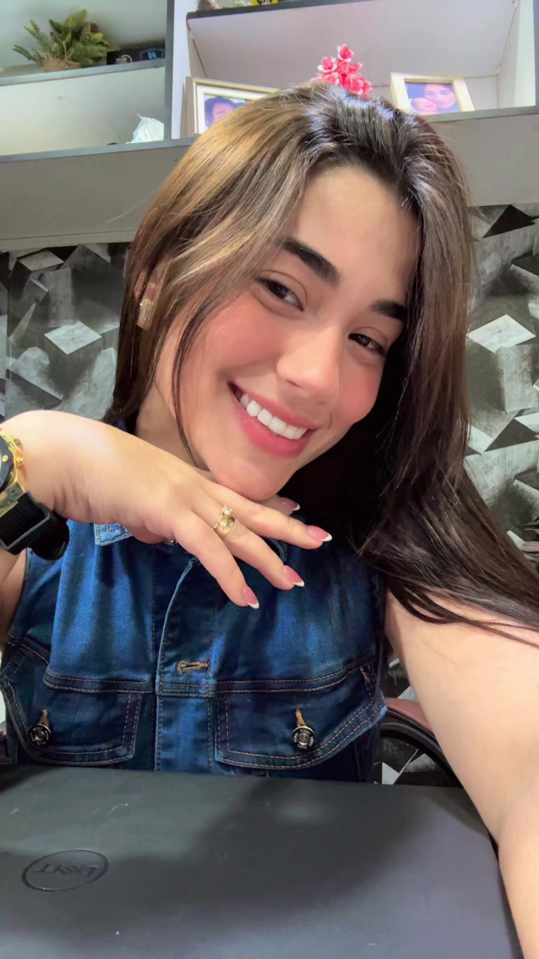 @Alondra Garreta L.