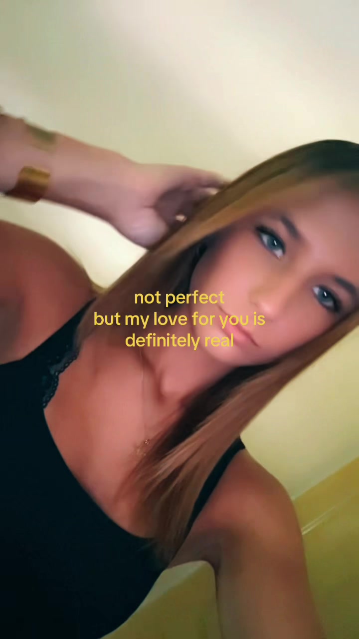 @𝐡𝐞𝐥𝐲𝐧𝐚✞🌺
